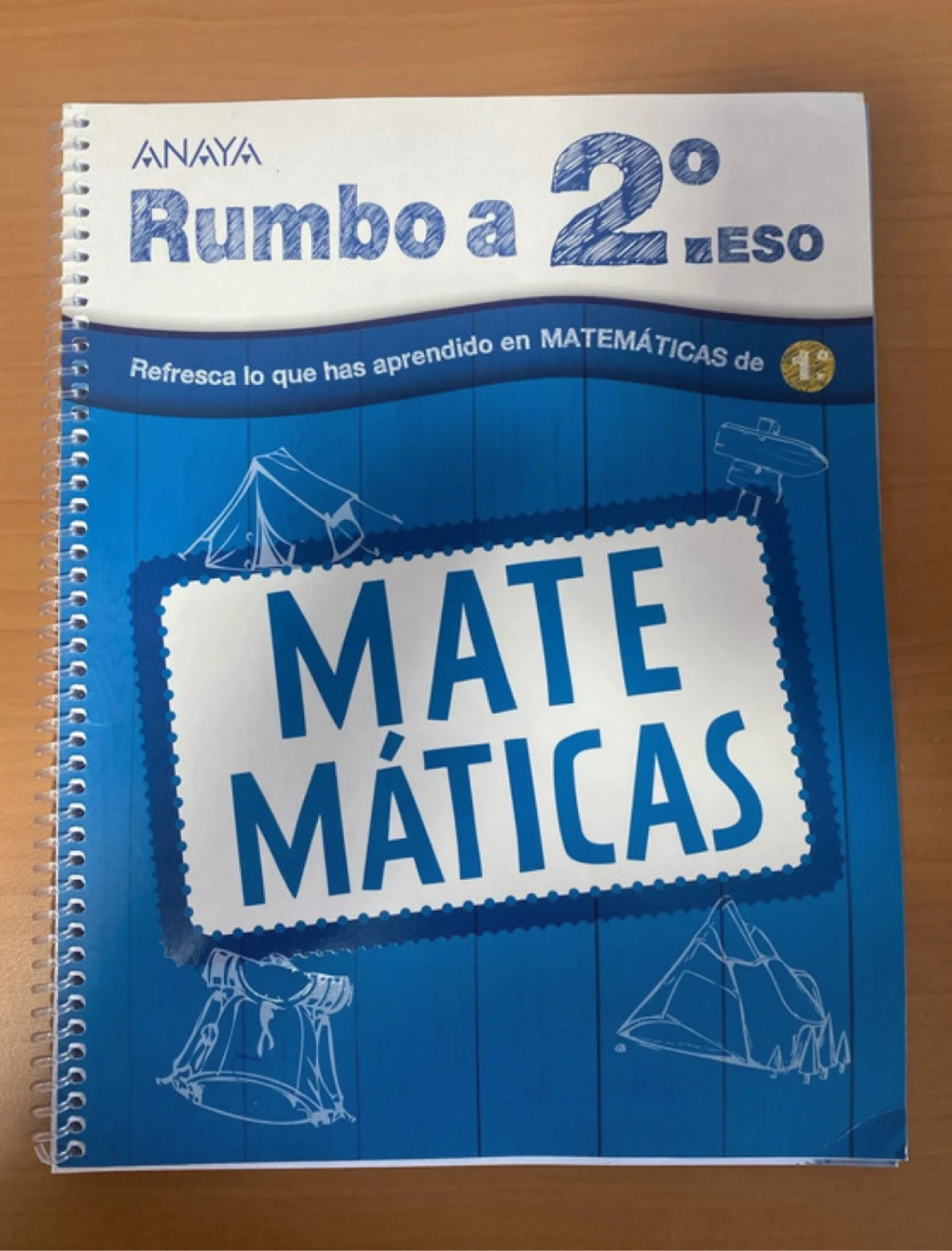 Cuaderno de matemáticas nuevo a estrenar 